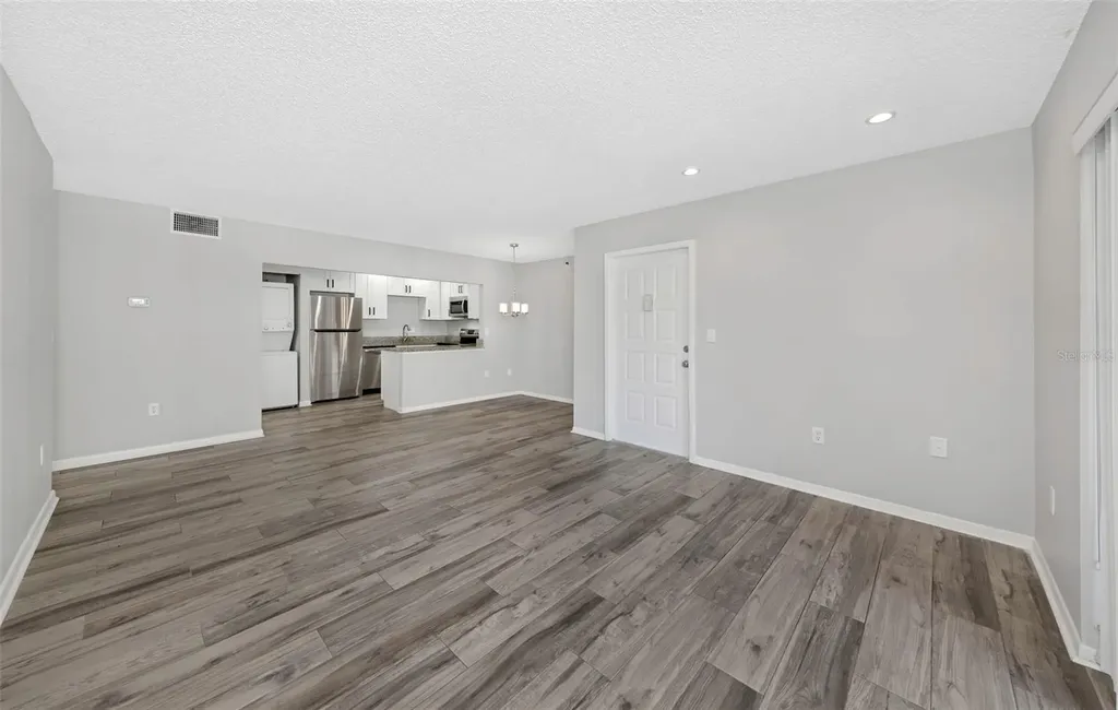1281 Pine Ridge Circle E Tarpon Springs FL 34688