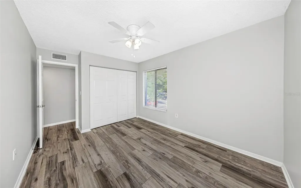 1281 Pine Ridge Circle E Tarpon Springs FL 34688
