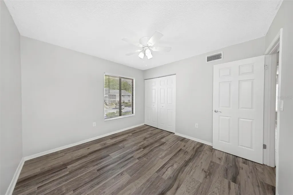 1281 Pine Ridge Circle E Tarpon Springs FL 34688