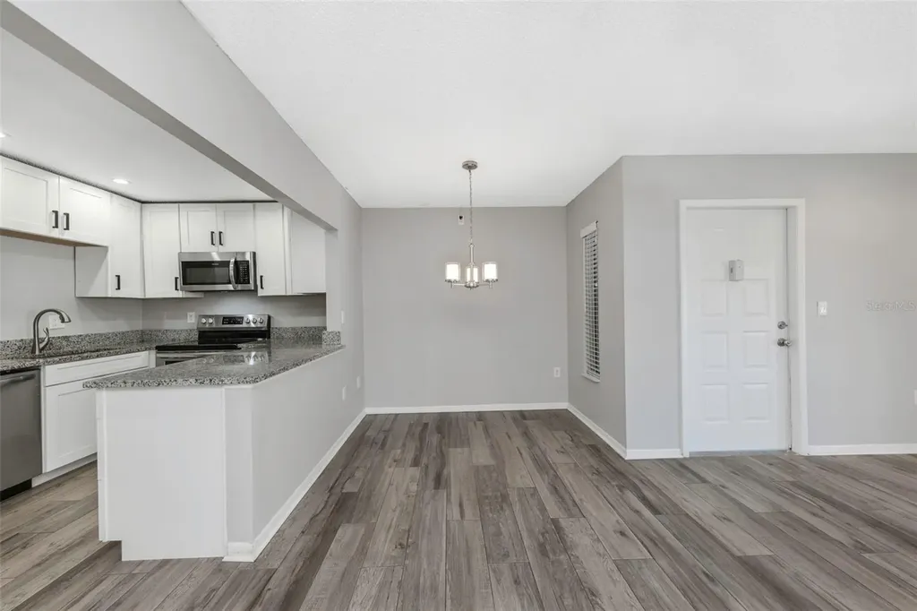 1281 Pine Ridge Circle E Tarpon Springs FL 34688