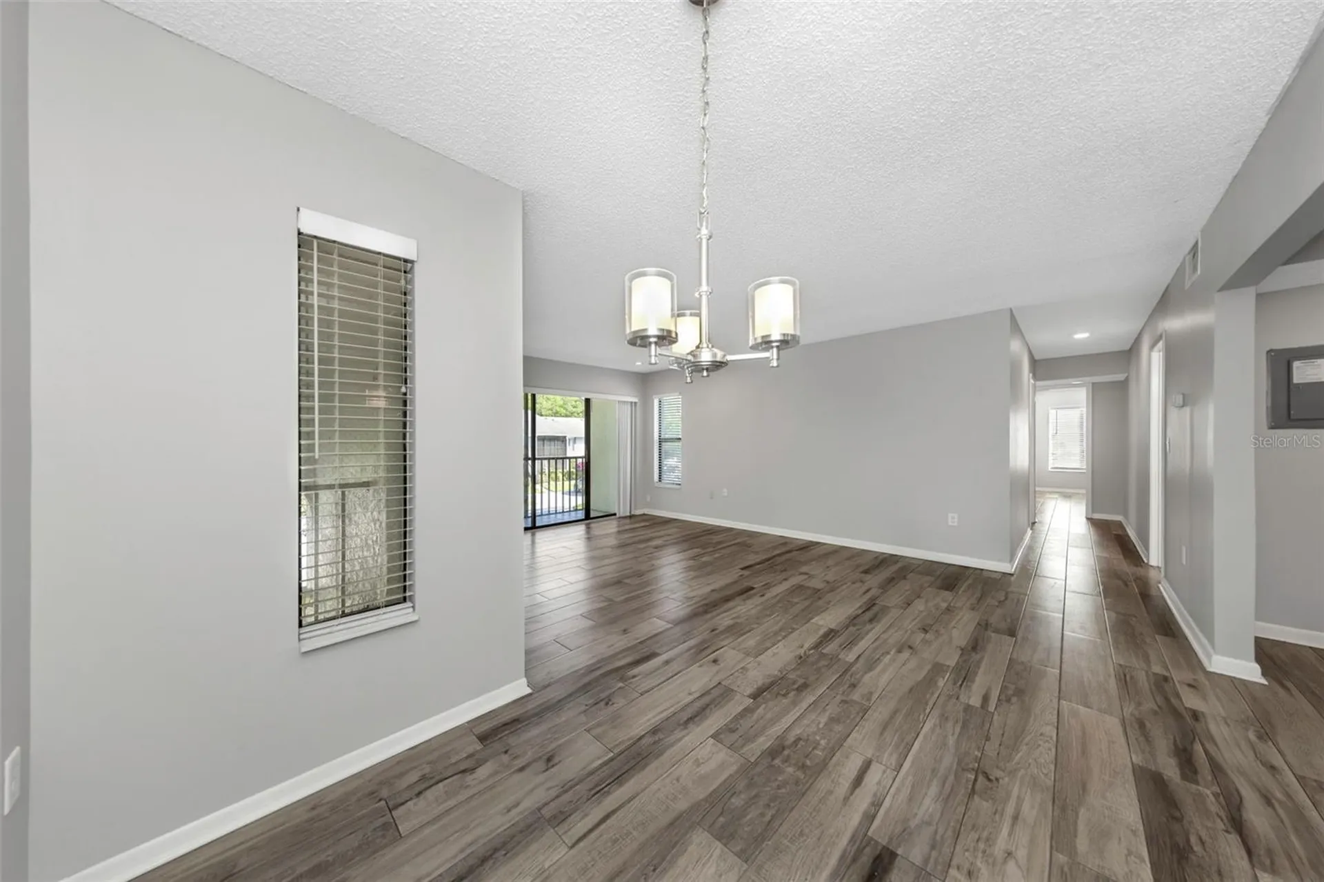 1281 Pine Ridge Circle E Tarpon Springs FL 34688