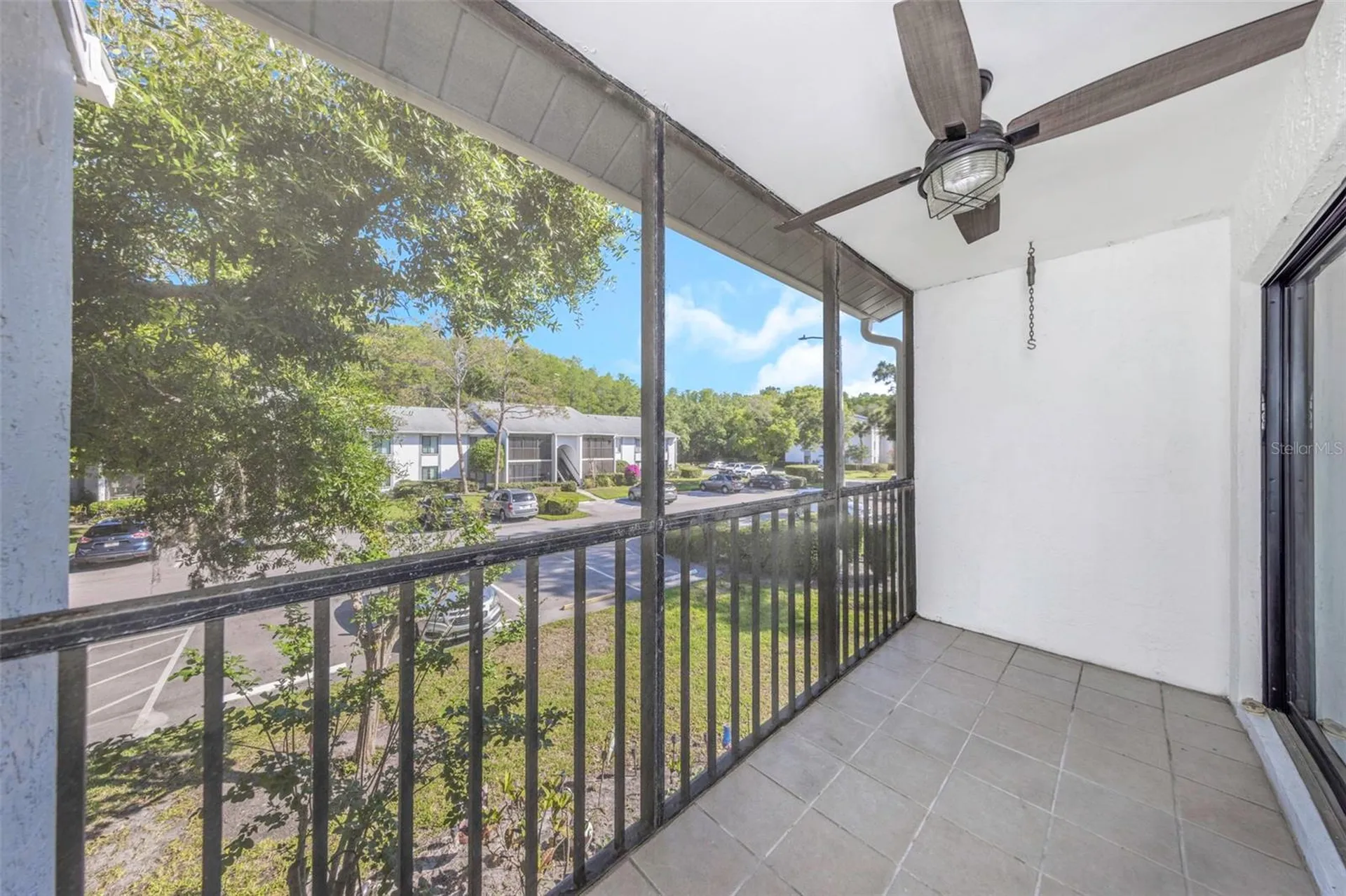 1281 Pine Ridge Circle E Tarpon Springs FL 34688