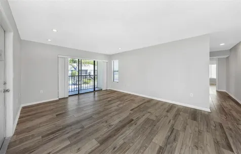 1281 Pine Ridge Circle E Tarpon Springs FL 34688