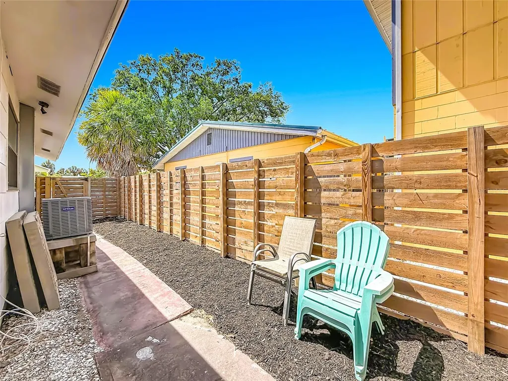3120 Dupont Street S Gulfport FL 33707