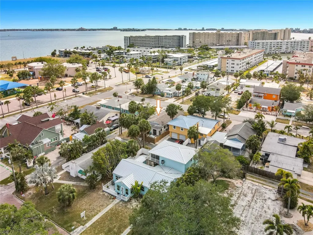 3120 Dupont Street S Gulfport FL 33707