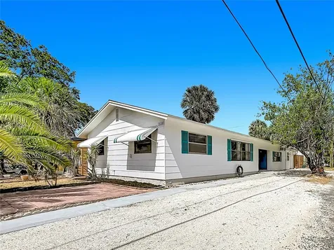 3120 Dupont Street S Gulfport FL 33707