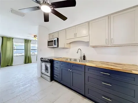 3120 Dupont Street S Gulfport FL 33707