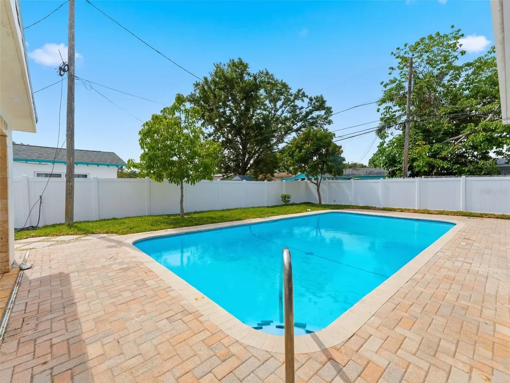 1242 Bermuda Street Clearwater FL 33755