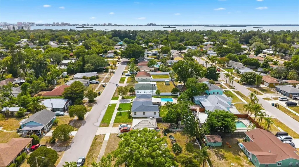 1242 Bermuda Street Clearwater FL 33755