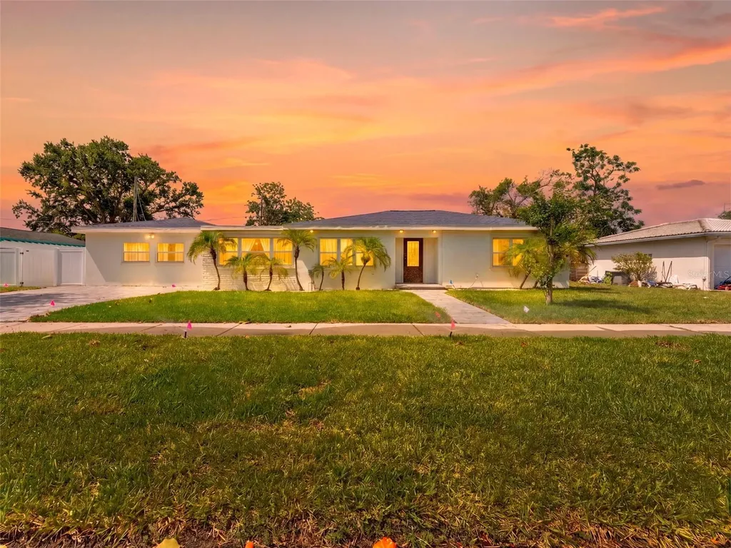 1242 Bermuda Street Clearwater FL 33755