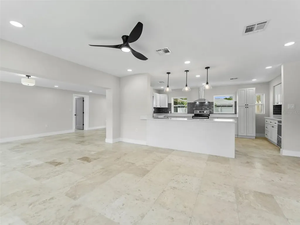 1242 Bermuda Street Clearwater FL 33755