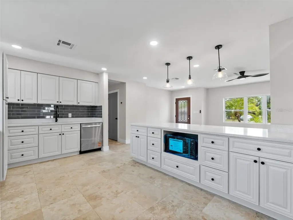 1242 Bermuda Street Clearwater FL 33755