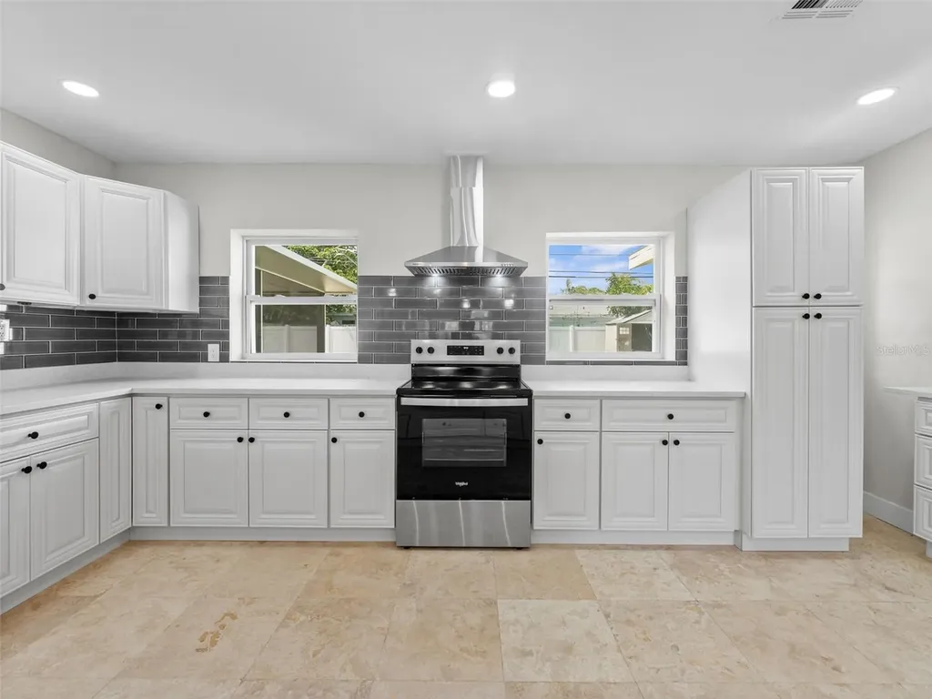 1242 Bermuda Street Clearwater FL 33755