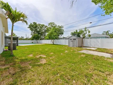 1242 Bermuda Street Clearwater FL 33755