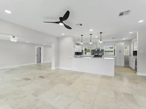 1242 Bermuda Street Clearwater FL 33755