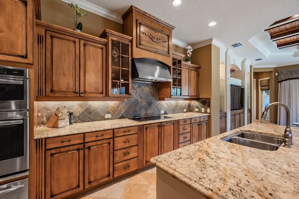 13327 Carnoustie Circle Dade City FL 33525