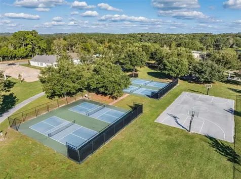 13327 Carnoustie Circle Dade City FL 33525