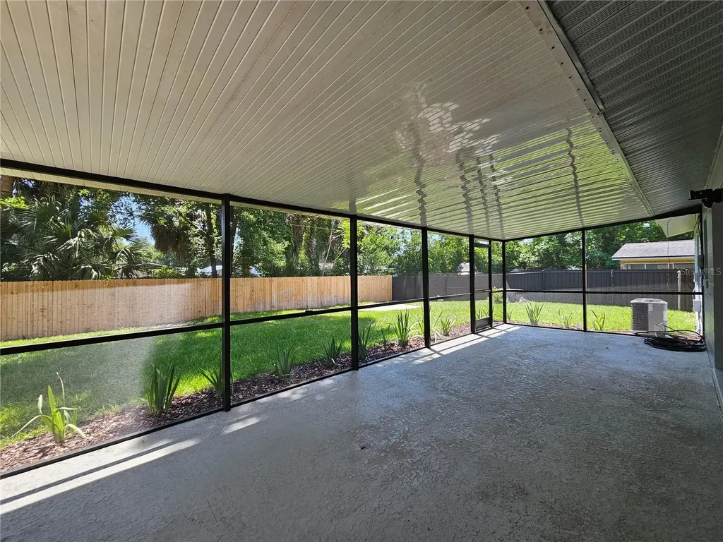 65 S Devon Avenue Winter Springs FL 32708