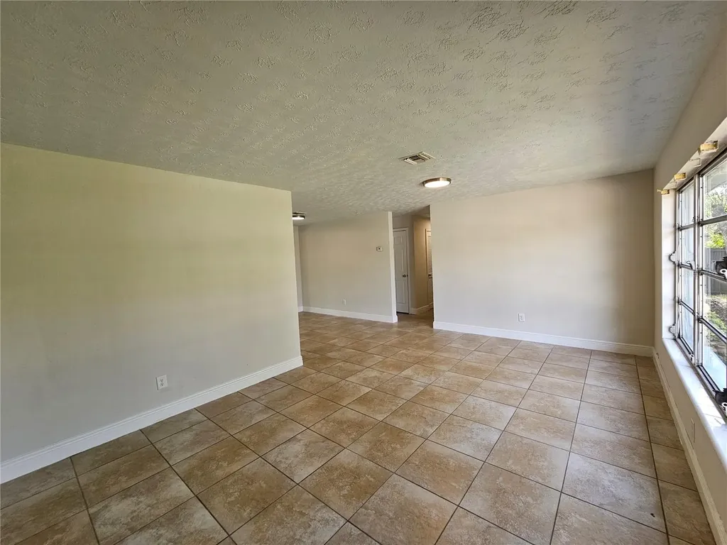 65 S Devon Avenue Winter Springs FL 32708