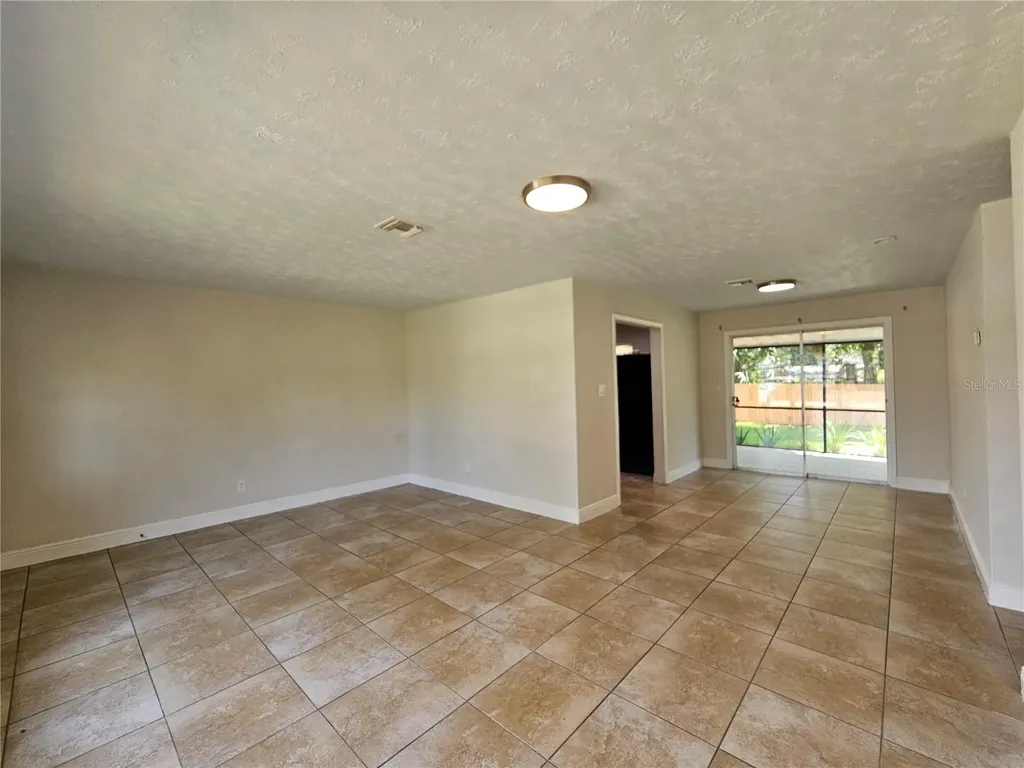 65 S Devon Avenue Winter Springs FL 32708