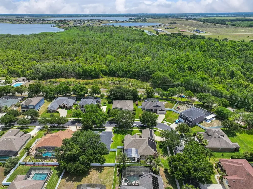 280 Magneta Loop Auburndale FL 33823