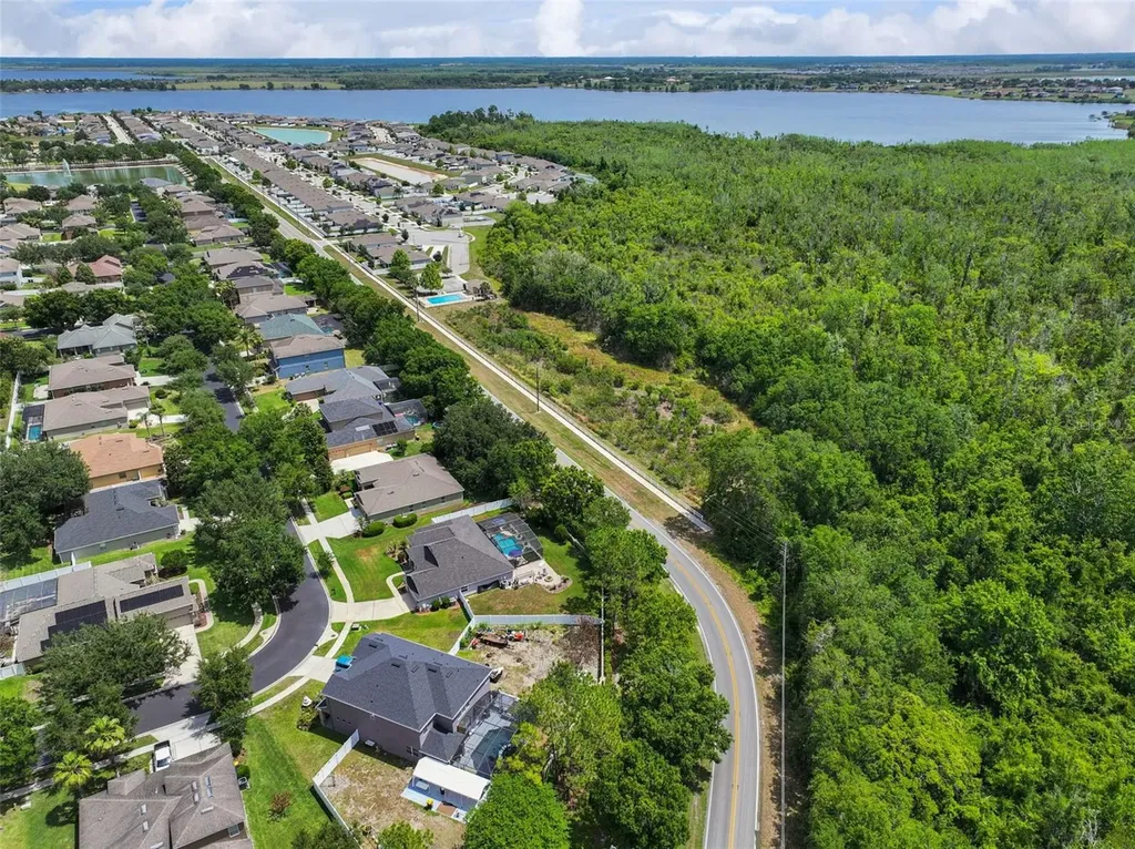 280 Magneta Loop Auburndale FL 33823