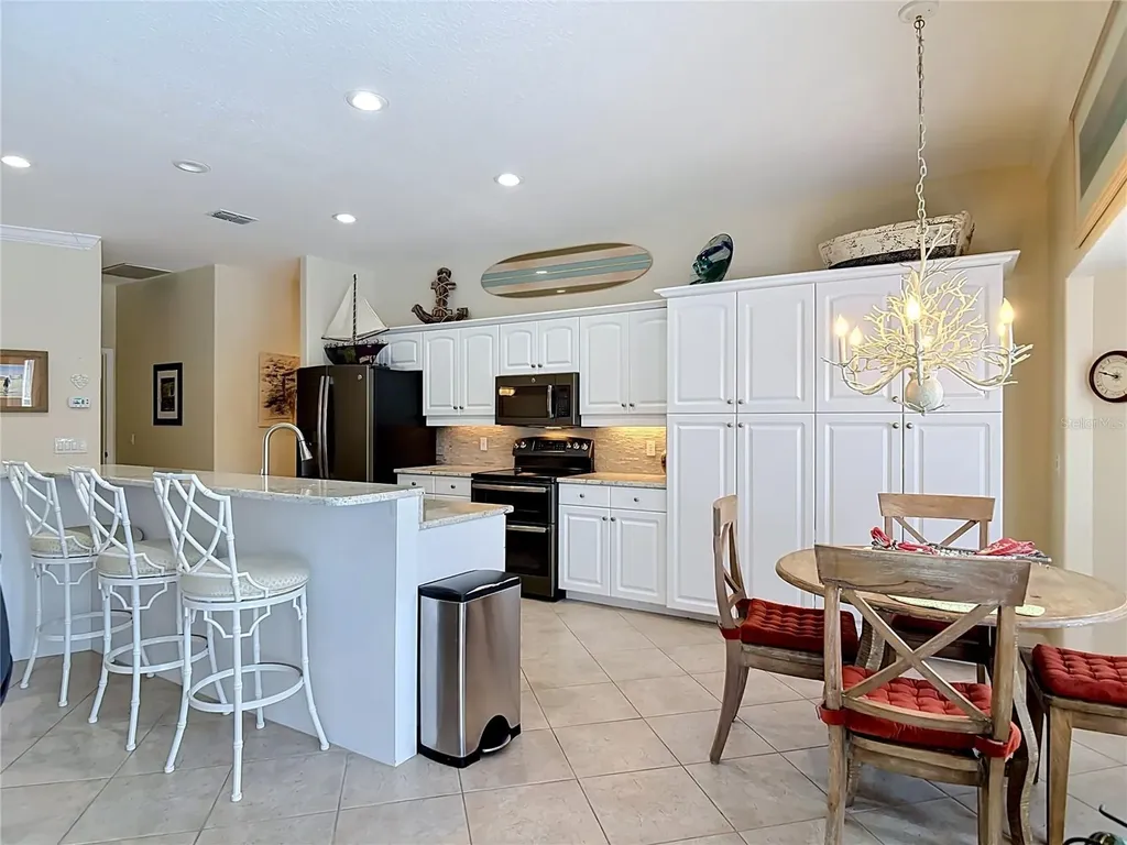 21 Richmond Drive New Smyrna Beach FL 32169