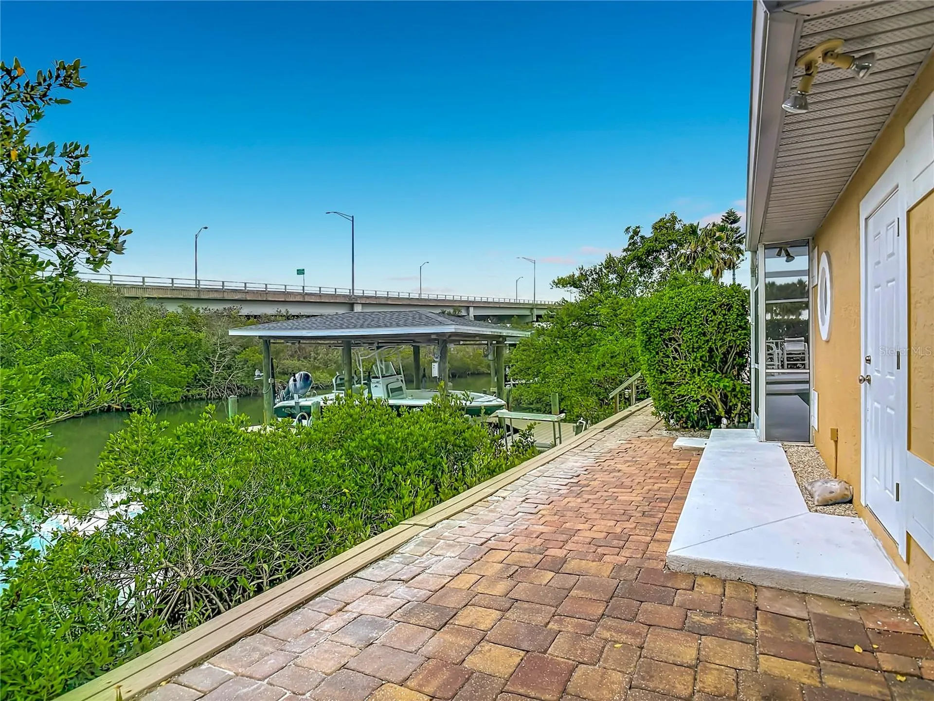 21 Richmond Drive New Smyrna Beach FL 32169