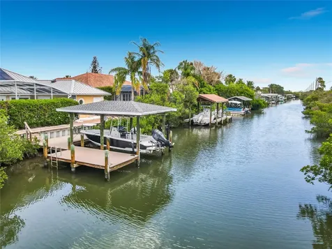 21 Richmond Drive New Smyrna Beach FL 32169