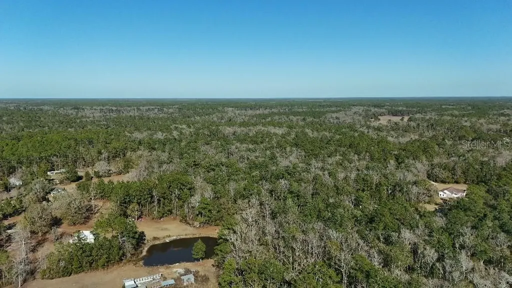 Cherokee Drive Sopchoppy FL 32358