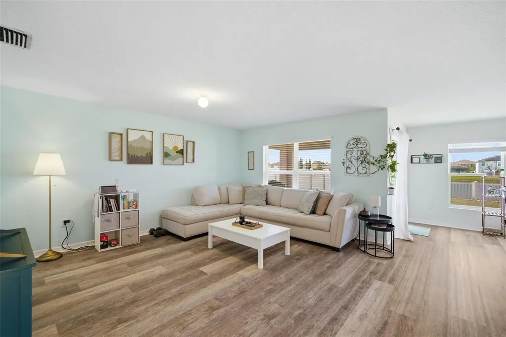 1103 Coastal Hammock Avenue Ruskin FL 33570