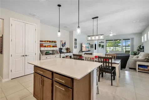 15157 Aqua Sol Lane Winter Garden FL 34787