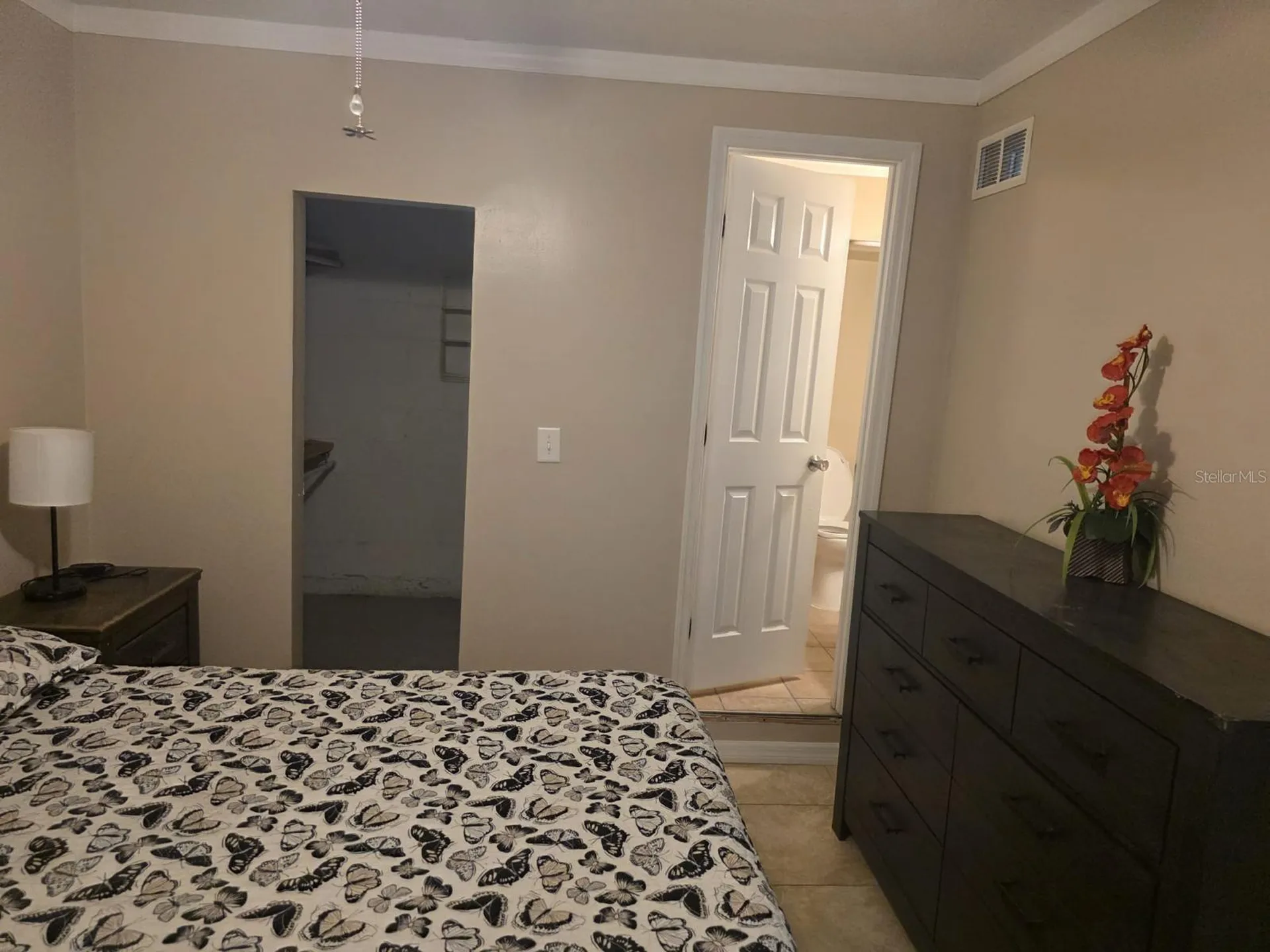 23737 Lake Avenue Sorrento FL 32776
