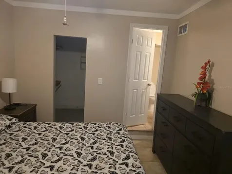 23737 Lake Avenue Sorrento FL 32776