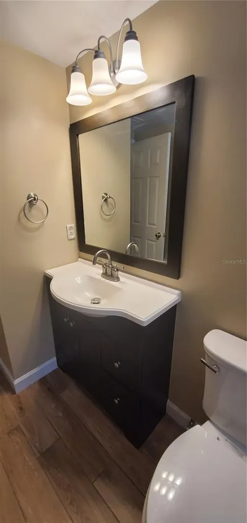 2848 E Mark Drive Sarasota FL 34232
