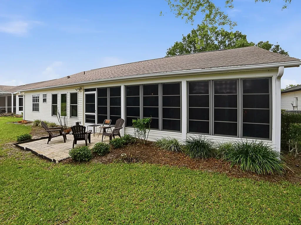 25069 Riverwalk Drive Leesburg FL 34748