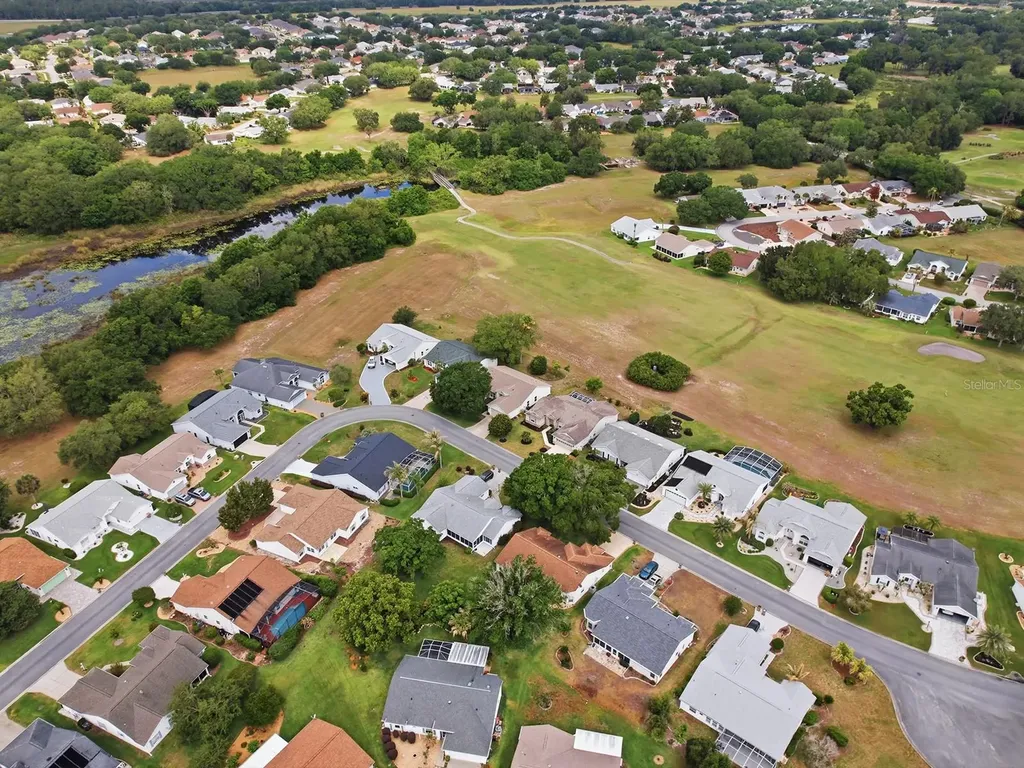 25069 Riverwalk Drive Leesburg FL 34748