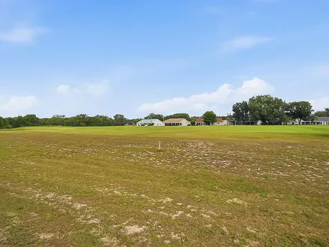 25069 Riverwalk Drive Leesburg FL 34748