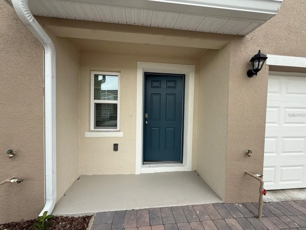 2926 Hammock Way, Bend Harmony FL 34773