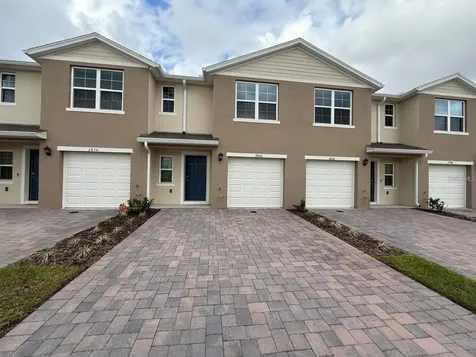 2926 Hammock Way, Bend Harmony FL 34773