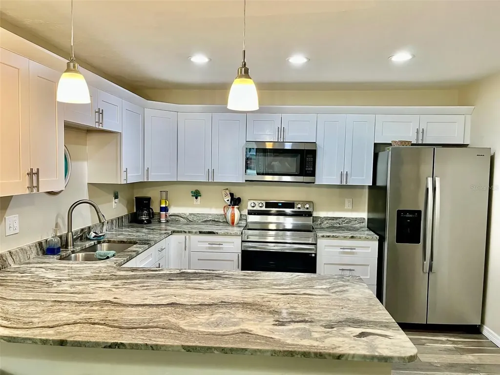 2475 47th Street S St Petersburg FL 33711