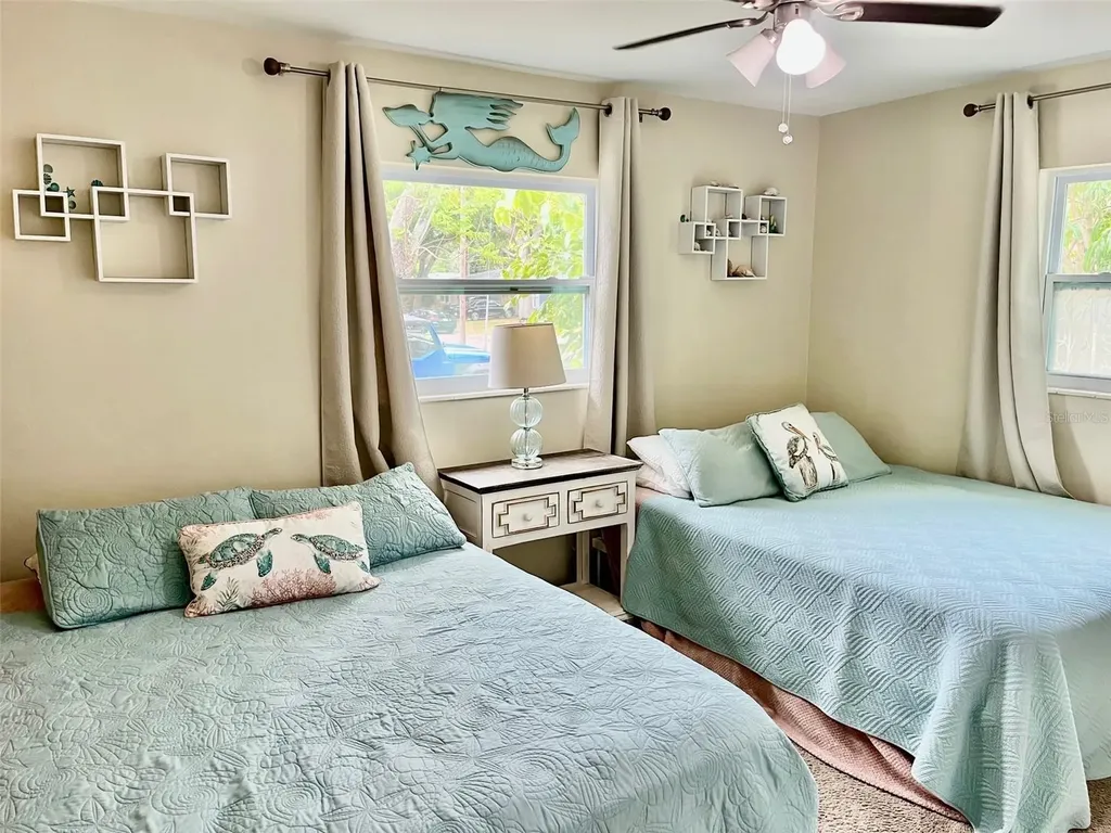 2475 47th Street S St Petersburg FL 33711