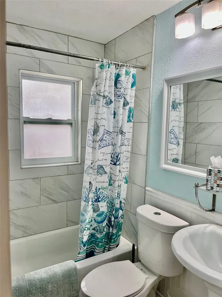 2475 47th Street S St Petersburg FL 33711