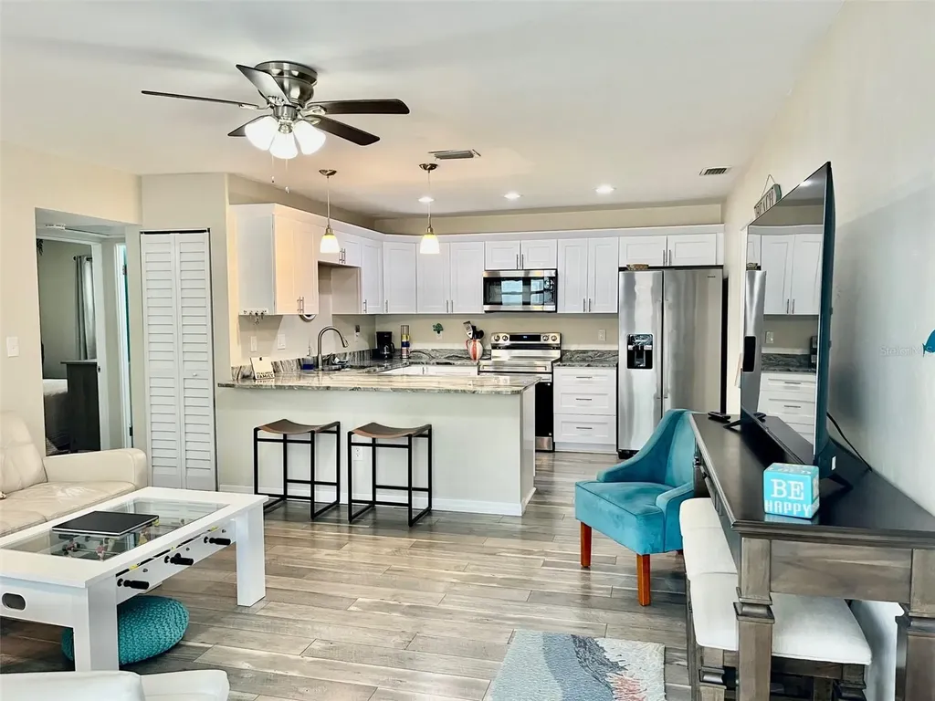 2475 47th Street S St Petersburg FL 33711