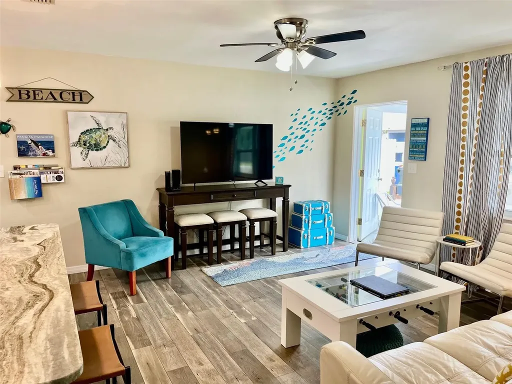 2475 47th Street S St Petersburg FL 33711