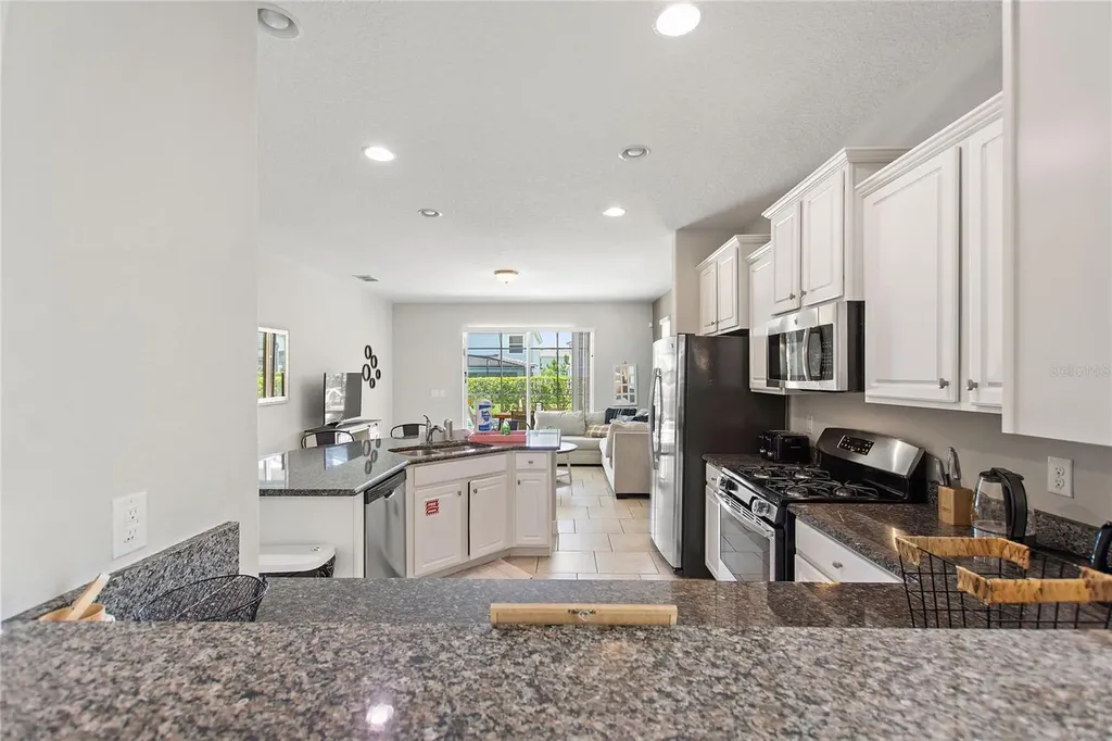 5368 Oakbourne Avenue Davenport FL 33837