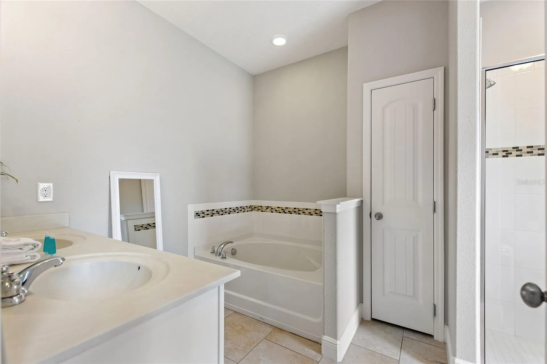 5368 Oakbourne Avenue Davenport FL 33837