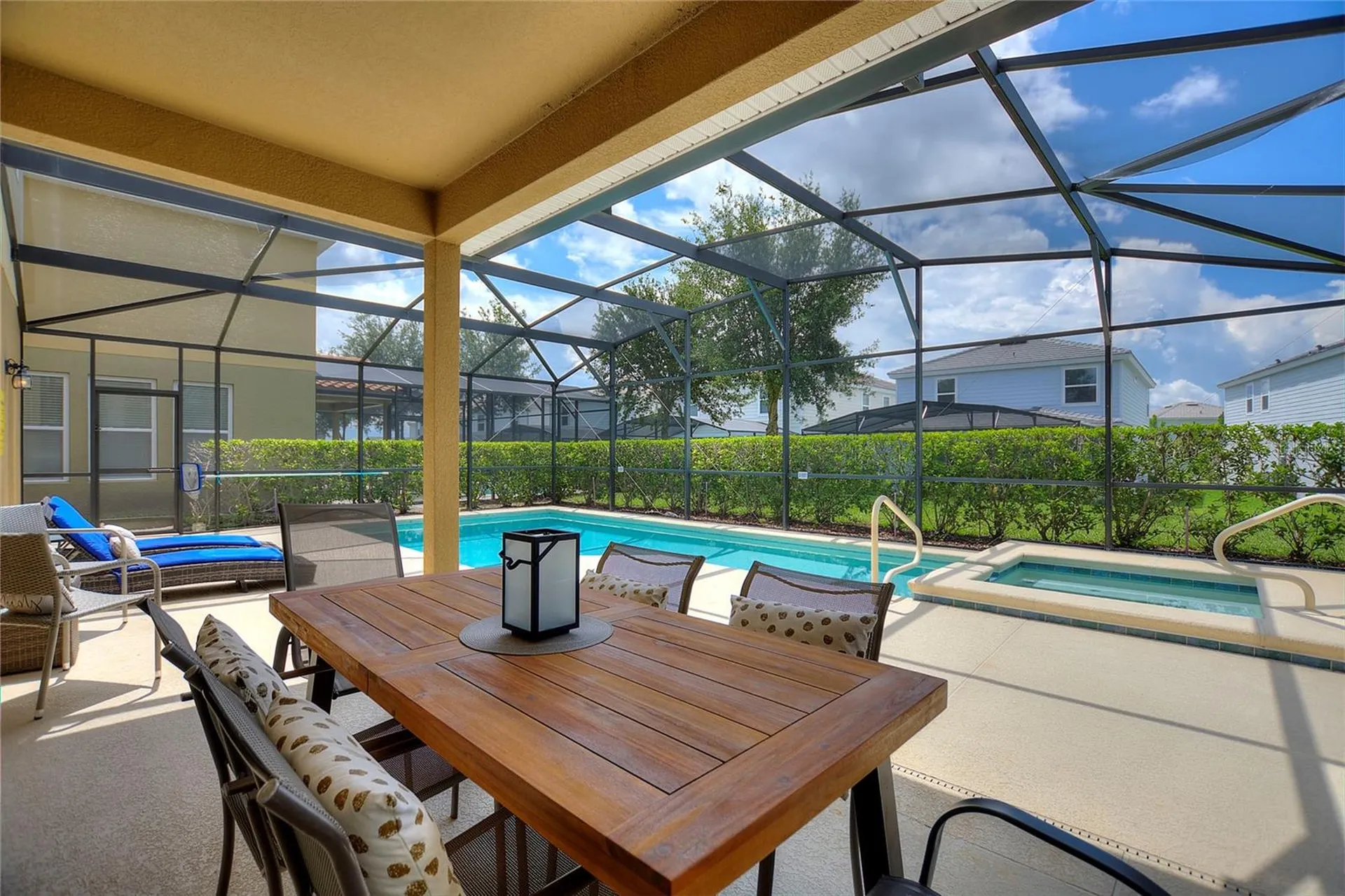 5368 Oakbourne Avenue Davenport FL 33837