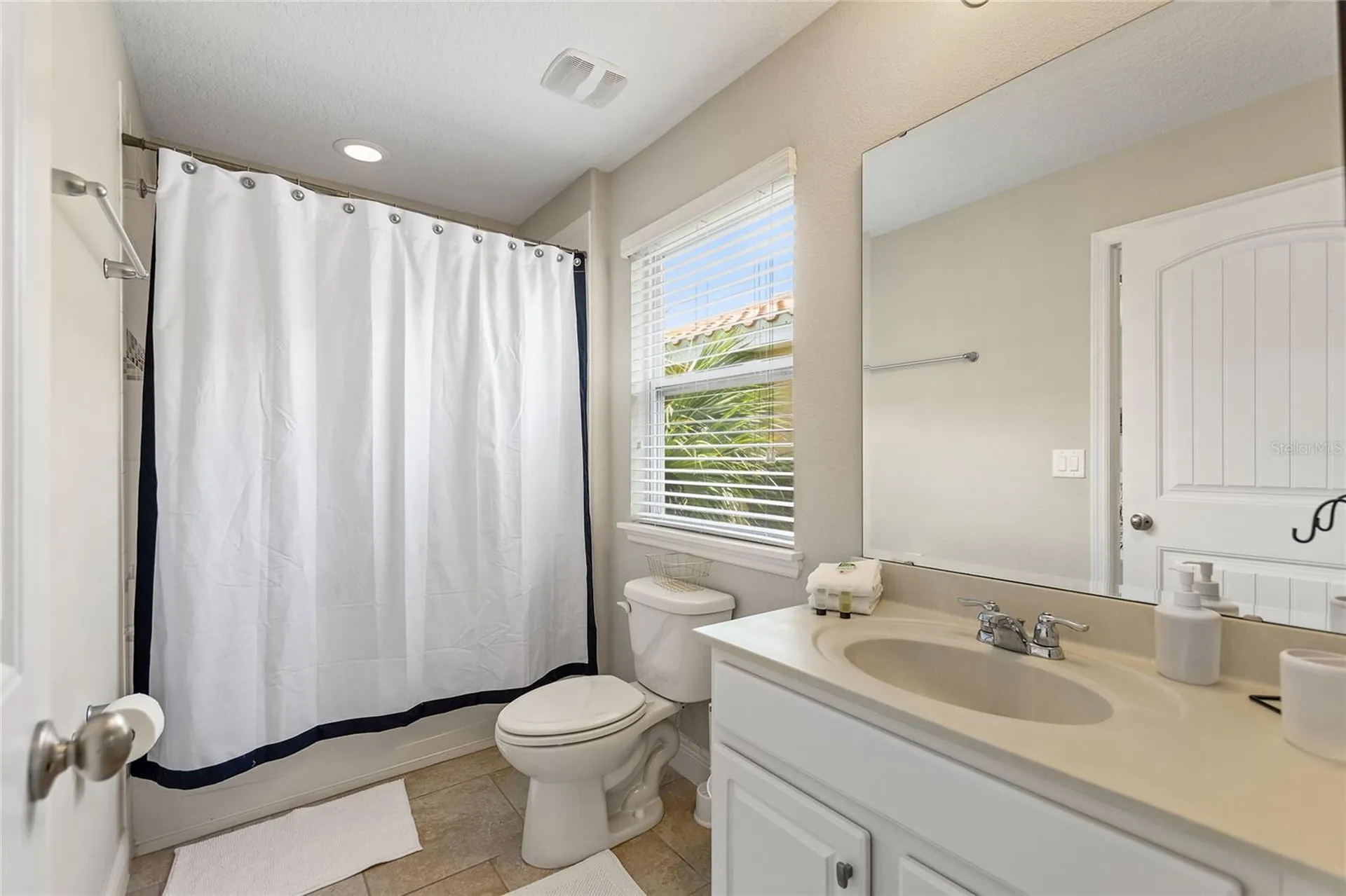 5368 Oakbourne Avenue Davenport FL 33837