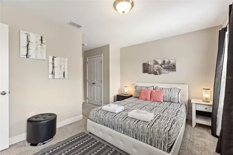 5368 Oakbourne Avenue Davenport FL 33837